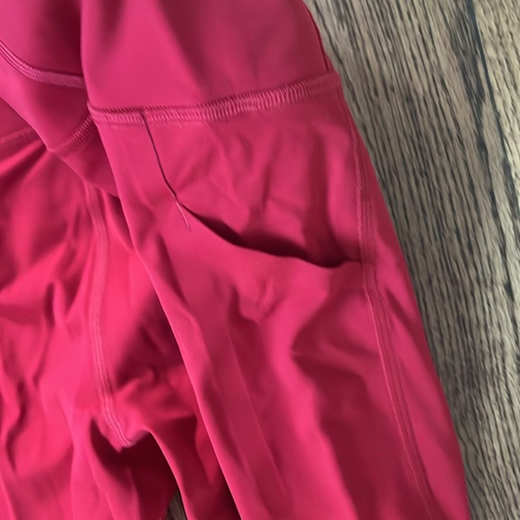 Lululemon red leggings - Picture 5 of 6